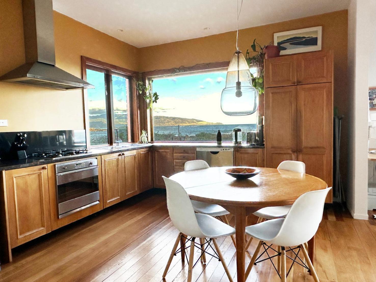 Stunning Views Ocean-Front Villa Wellington Bagian luar foto